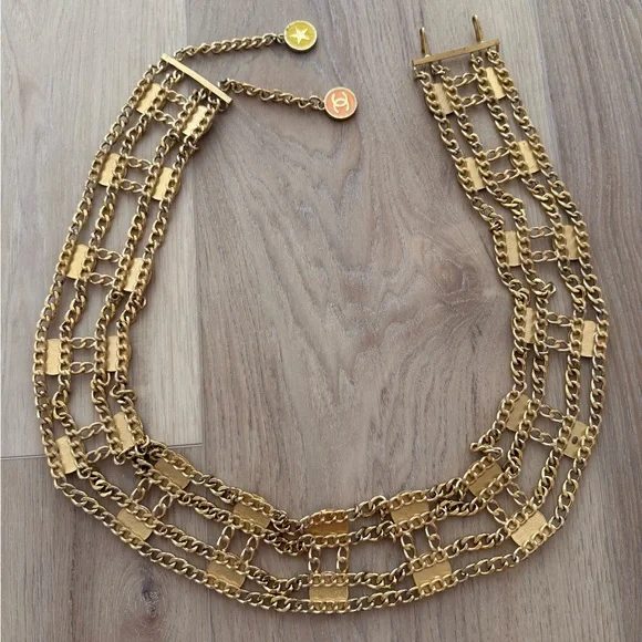 Chanel Star Chain Belt Gold 01P - Picture 3 of 9
